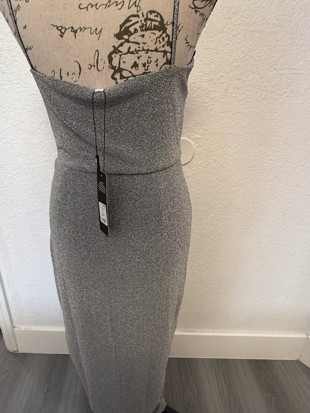 Fashion Nova "The Patricia" Silver Glitter Maxi Dress - NWT - Size M - Picture 7 of 13